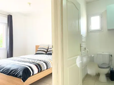 Lillas : Appartement Chill à 2 pas du Centre-ville de Melun Hotels near Le Jardin Botanique