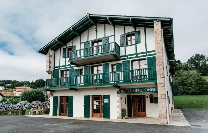 Hotel Mendionde