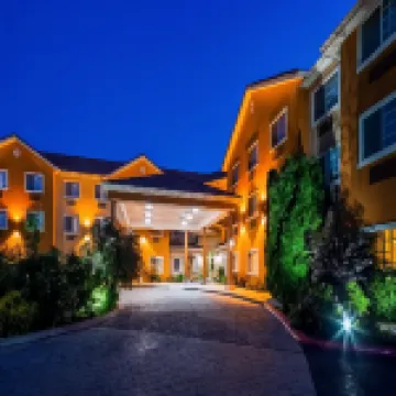 베스트 웨스턴 플러스 콜드웰 인 & 스위트