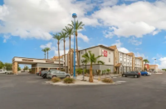 Best Western Plus Yuma Foothills Inn  Suites