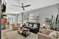 Fully Remodeled Home with Optional in-Law Apartment for Large Groups