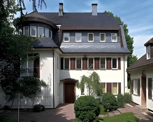 Hotel Villa Falkenberg Hotels near Wittlaer