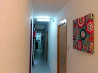 Hostal River