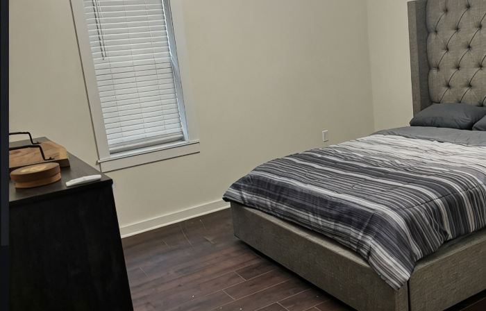 Luxury 2-bedroom apartment in downtown Elkins.