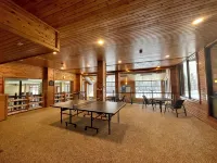 Newly Remodeled Elite End Unit~1 Bedroom+Loft~Ski-InSki-Out~Pools~View