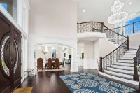 Spacious 5BR Retreat New Seattle - Wifi