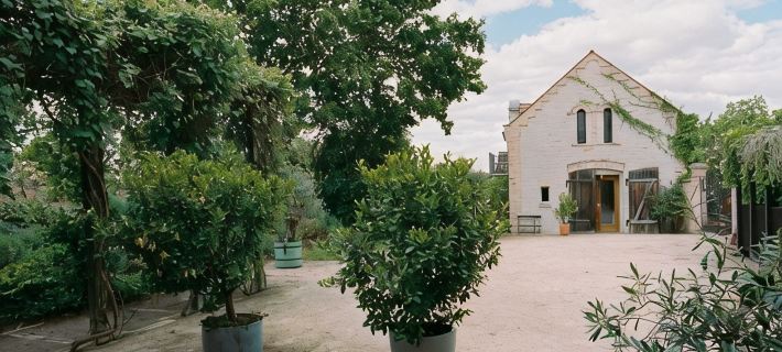 REMISE STUDIO: Garden view, balcony and water access Hotéis em Werder
