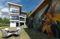 Brand New Luxury Spacious 12 Bedroom Ocean Front Luxury Villa South Jaco.