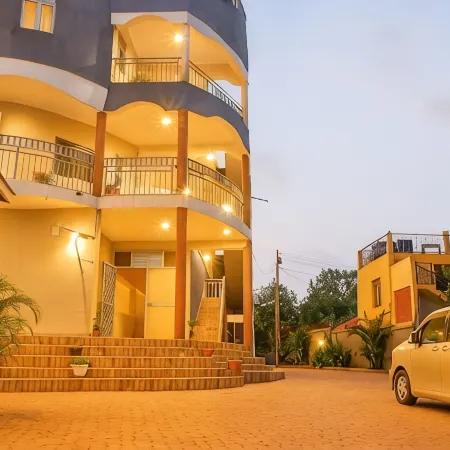 NOAZ Hotel Kampala