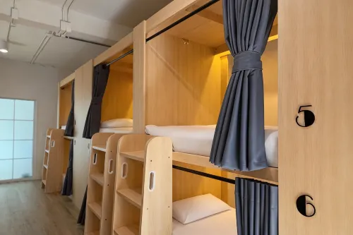 Nana Best Hostel - Hostels