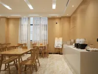 Lizun Haoting Hotel (Hebi Love City) Hotels in Hebi