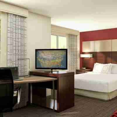 Residence Inn Akron South/Green Rooms