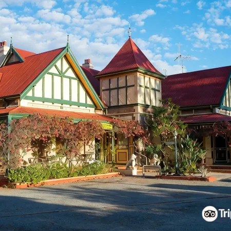 The Lodge Outback Motel