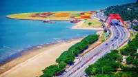 Qinhaili Holiday Beach Hotel - إطلالة على البحر