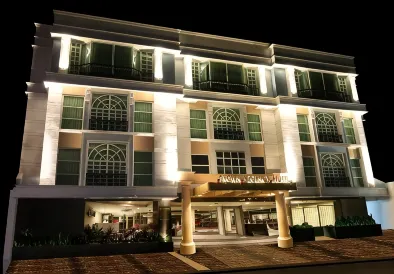 Crown Regency Hotel Makati