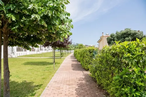 Charming 3-bedroom Apartment in Scenic Sperlonga, Italy
