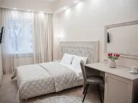 Dallas Hotel 皮亞季戈爾斯克酒店