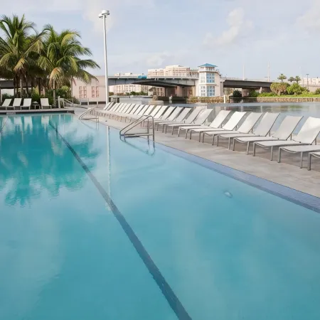 DoubleTree Resort by Hilton Hollywood Beach