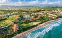 Luxury Beach Front Unit at Doradas, Palmas 301. Steps to Sand and Hotel Wyndham! - Boutique