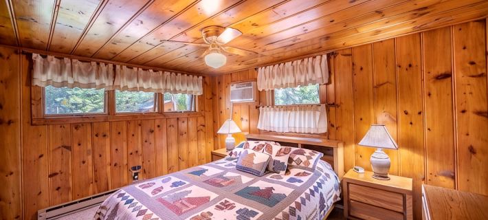 Crosslake Family Lake Retreat + Guest Cabin - Sleeps 13 - Dock - Minutes to Town Ξενοδοχεία στην πόλη Crosslake