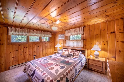 Crosslake Family Lake Retreat + Guest Cabin - Sleeps 13 - Dock - Minutes to Town