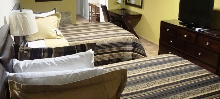 Escape to Beach Paradise & Light House -The Best for Families & Great for Events Hotels in Arecibo
