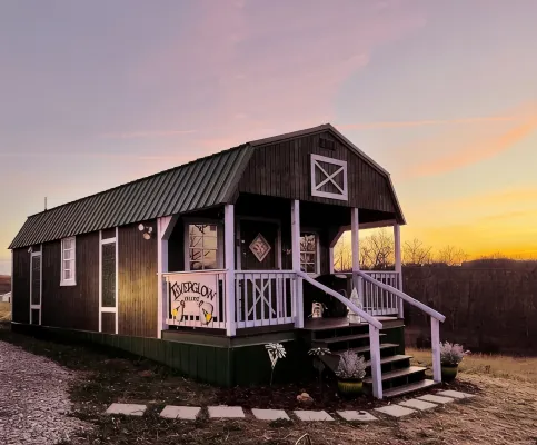 LAKE CUMBERLAND Get-a-Way! Charming House. BOAT RAMP NEARBY - Wifi - RV Hookups