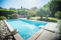Le Refuge Provençal Nijonyas - Pools