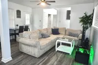Stainless Steel Retreat in Downtown Athens - Bungalows