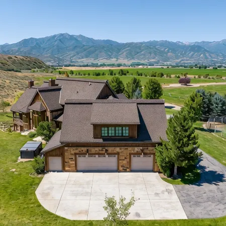 Rustic 8B Estate on 40 Acres – 9,900Sqft Estate on Private Ranch with 2 Hot Tubs