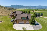 Rustic 8B Estate on 40 Acres – 9,900Sqft Estate on Private Ranch with 2 Hot Tubs