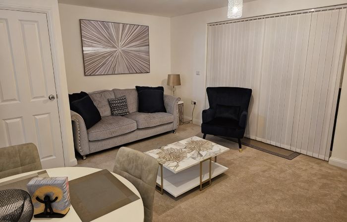 Charming & Spacious 3-Bed Family Home in Heart of Romsey