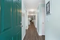 Salt & Light - 1st Floor 3BR unit in True Blue