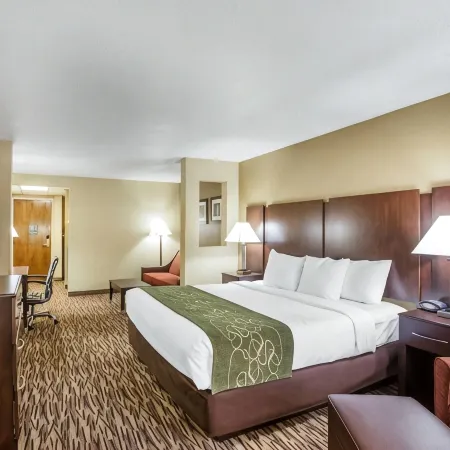 Comfort Suites