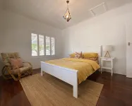 The Sunshine Shack - enjoy the beach and relax in our sunny holiday heaven