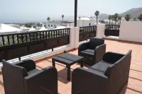 Luxury villa with private heated pool, WIFI, views of the sea and volcanoes - Pools