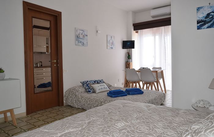 Studio with sea view