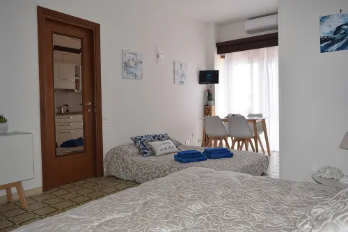 Studio with sea view - Wi-Fi