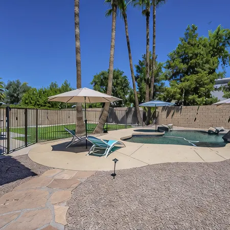 Moore House ~ Downtown Gilbert w/ Pool & Yard Games