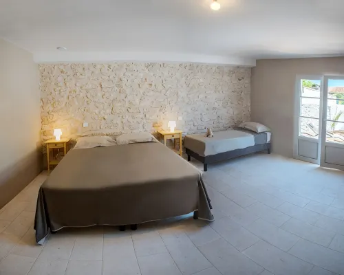 Former fisherman's house with pool in the heart of Old Cotinière Hotels in Saint-Pierre-d'Oleron