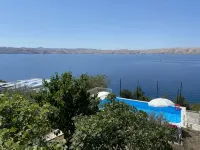 Fe-Wo Valentina by the sea with access to private beach and pool in Cesarica - Swimmingpools
