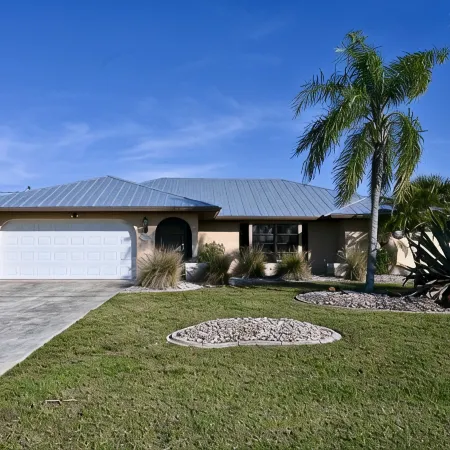 Spacious Waterfront Home 3BR 2BA  Heated Pool  Boat Dock & Fishing