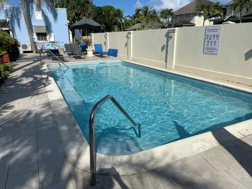 Pool fronted Luxury re furbished  Villa with Fairmont beach club access card. - Wifi