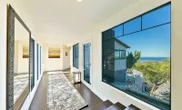 Newly renovated, light/bright San Diego home with a big ocean view over the pool - สระว่ายน้ำส่วนตัว