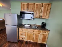 {Forget-Me-Not Inn} Alaskan Waterfront Vacation Rental (Deer Suite) โรงแรมในซิตกา
