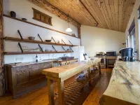 Riverfront Cabin Hotel di Bigfork