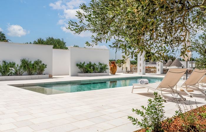 Designer villa with pool in Itria Valley