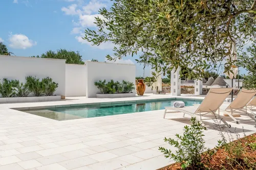 Designer villa with pool in Itria Valley