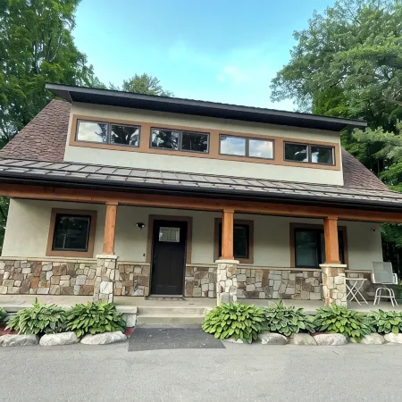 Gull Lake Prime East Side 2Bed/1Bath Guesthouse with Dock in Charming Nisswa