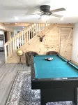 Hot tub-petfriendly-firepit-pool table-bar-3+acres - Hytter